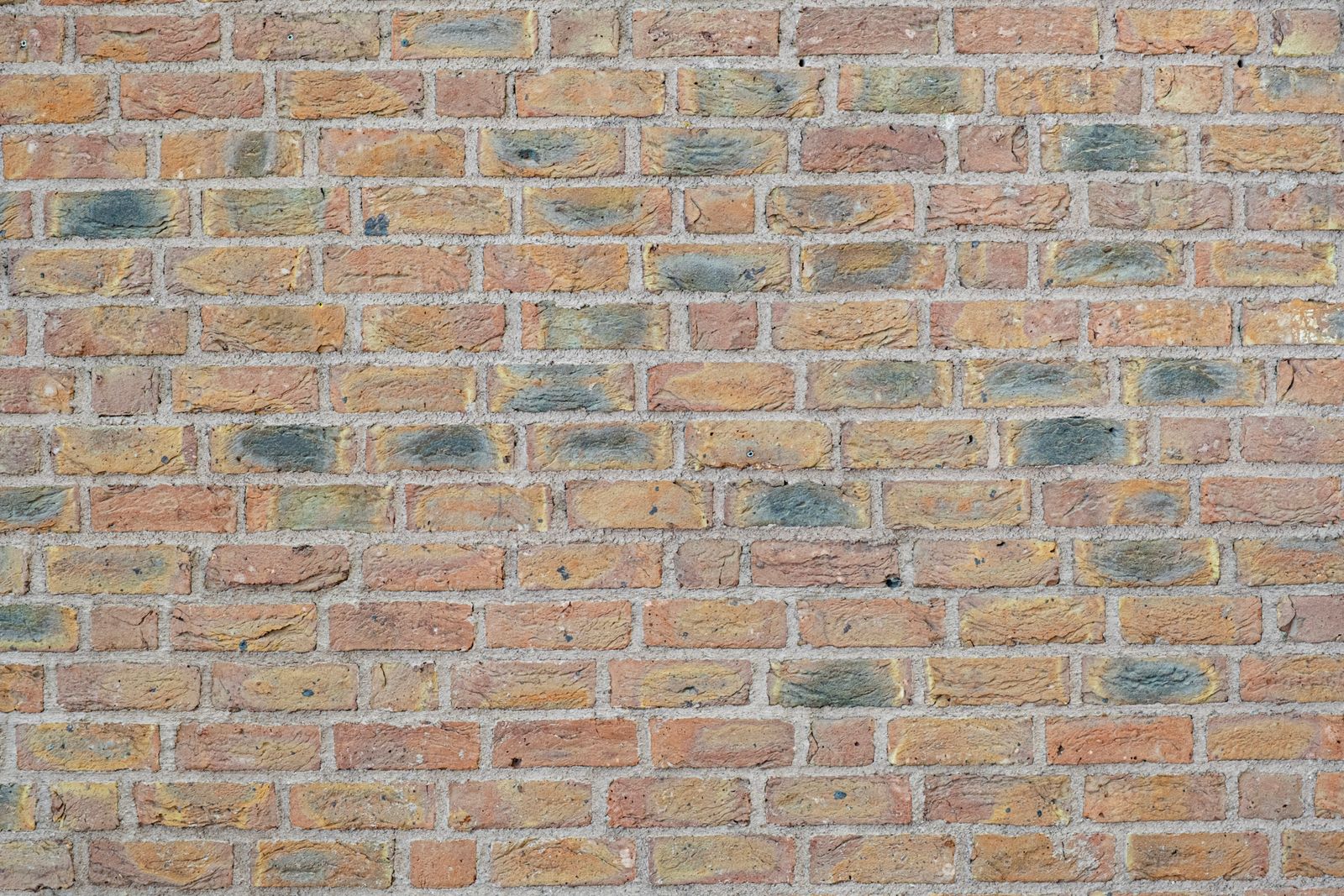 Murerarbejde med mursten og mørtel